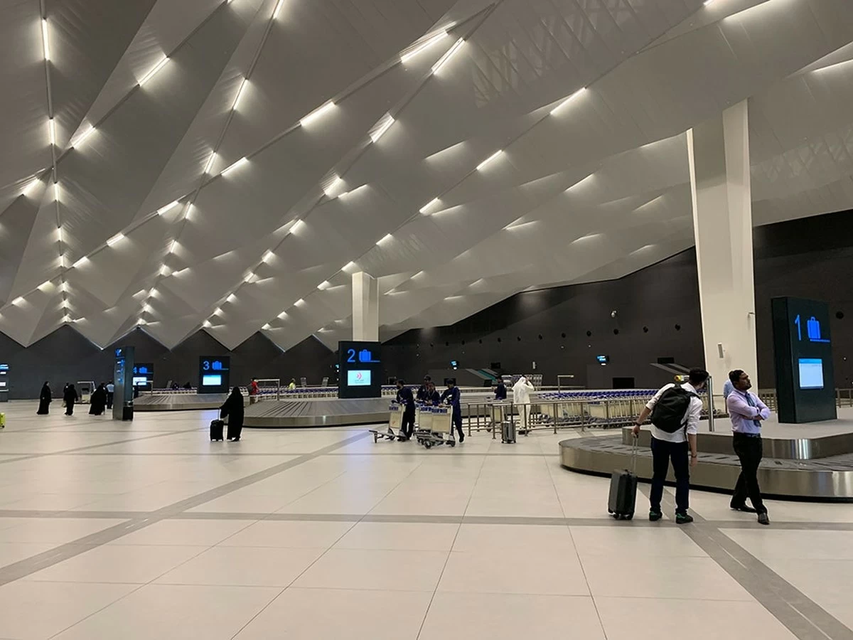 Kuwait back airborne as flights regain momentum