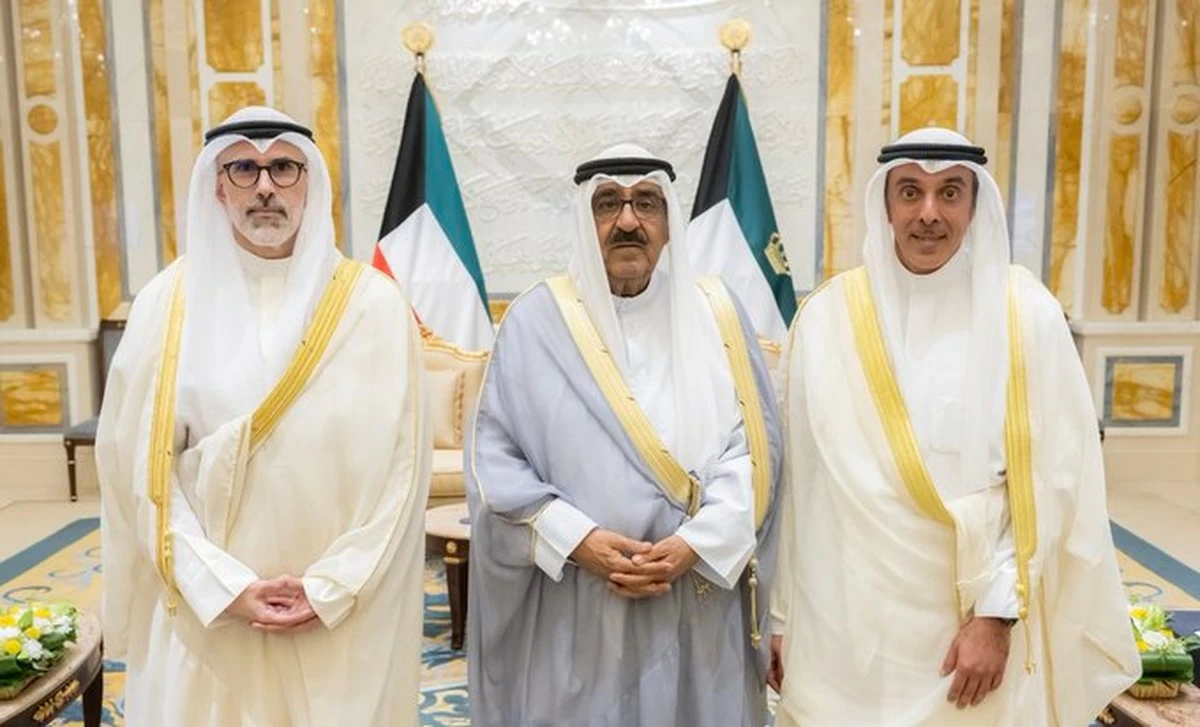 Amir of Kuwait Receives Foreign Minister, Congratulates Deputy on New Appointment