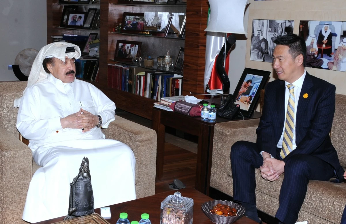 Al-Jarallah, Chinese ambassador discuss strong bilateral ties