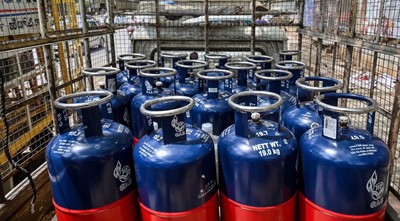 With Elections Over in India, Commercial LPG Prices Hiked; Restaurants and Small Businesses Hit