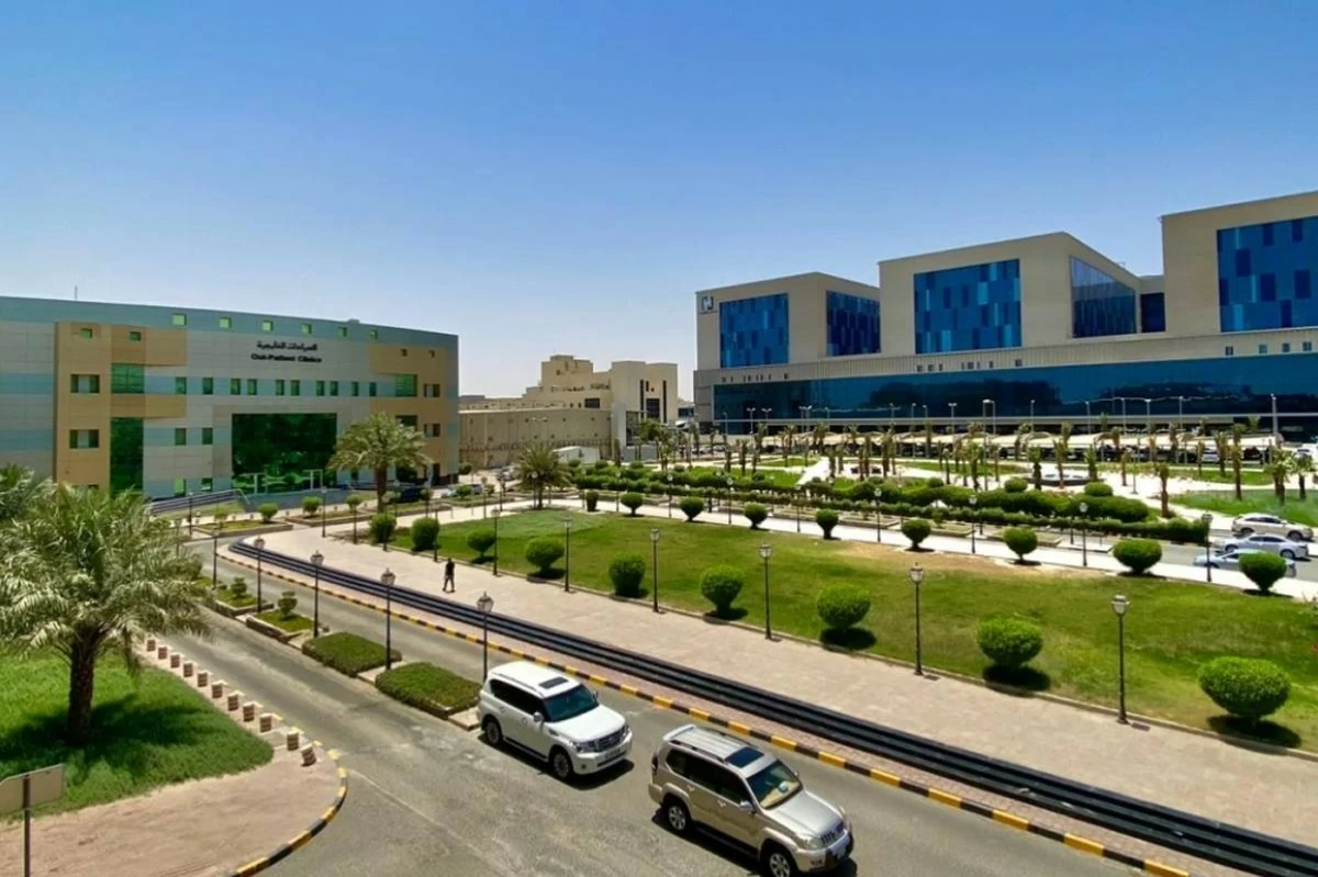 Farwaniya Hospital Operating at Full Strength with 2,300 Morning, 600 Evening Patients