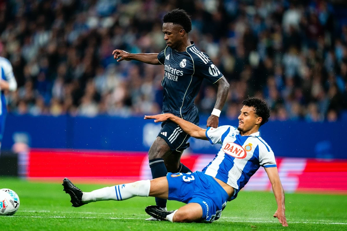 Carreras denies Real dressing-room bust-up reports
