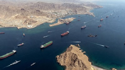 Iranian Regime Continues Hormuz Closure Rhetoric as Qatar Moves LNG Cargo Through Strait