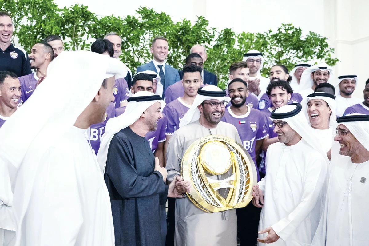 Sheikh Mohamed bin Zayed receives Al Ain after championship-winning season
