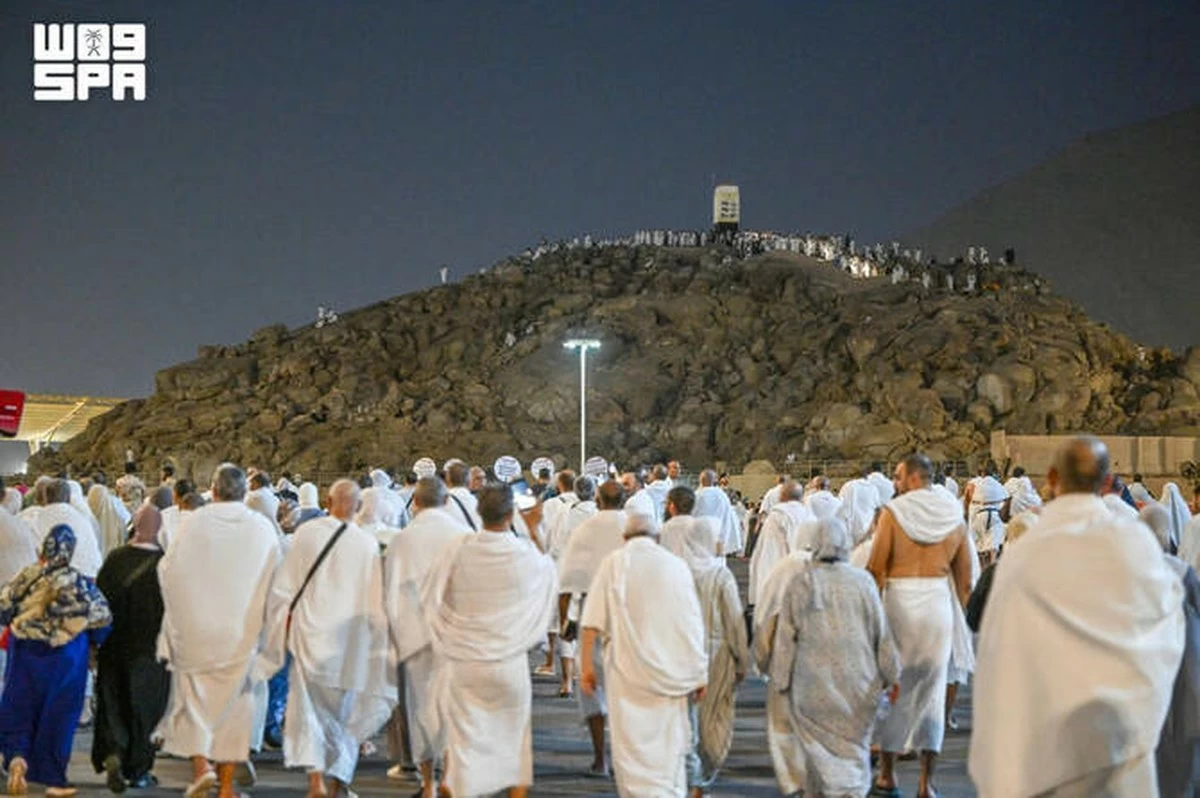 Over 1.6 Million Pilgrims Gather at Arafat