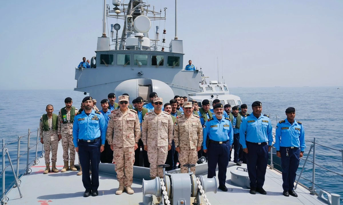 Kuwait's Deputy Army Chief Inspects Military Sites, Commends Troops&rsquo;
