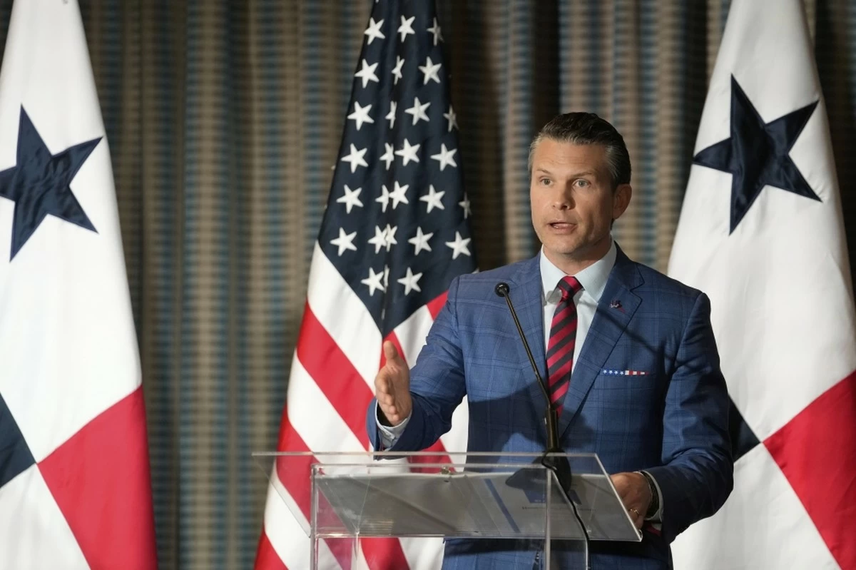 Hegseth Says Trump Warned Iran to Accept Nuclear Deal or Face Military Strikes