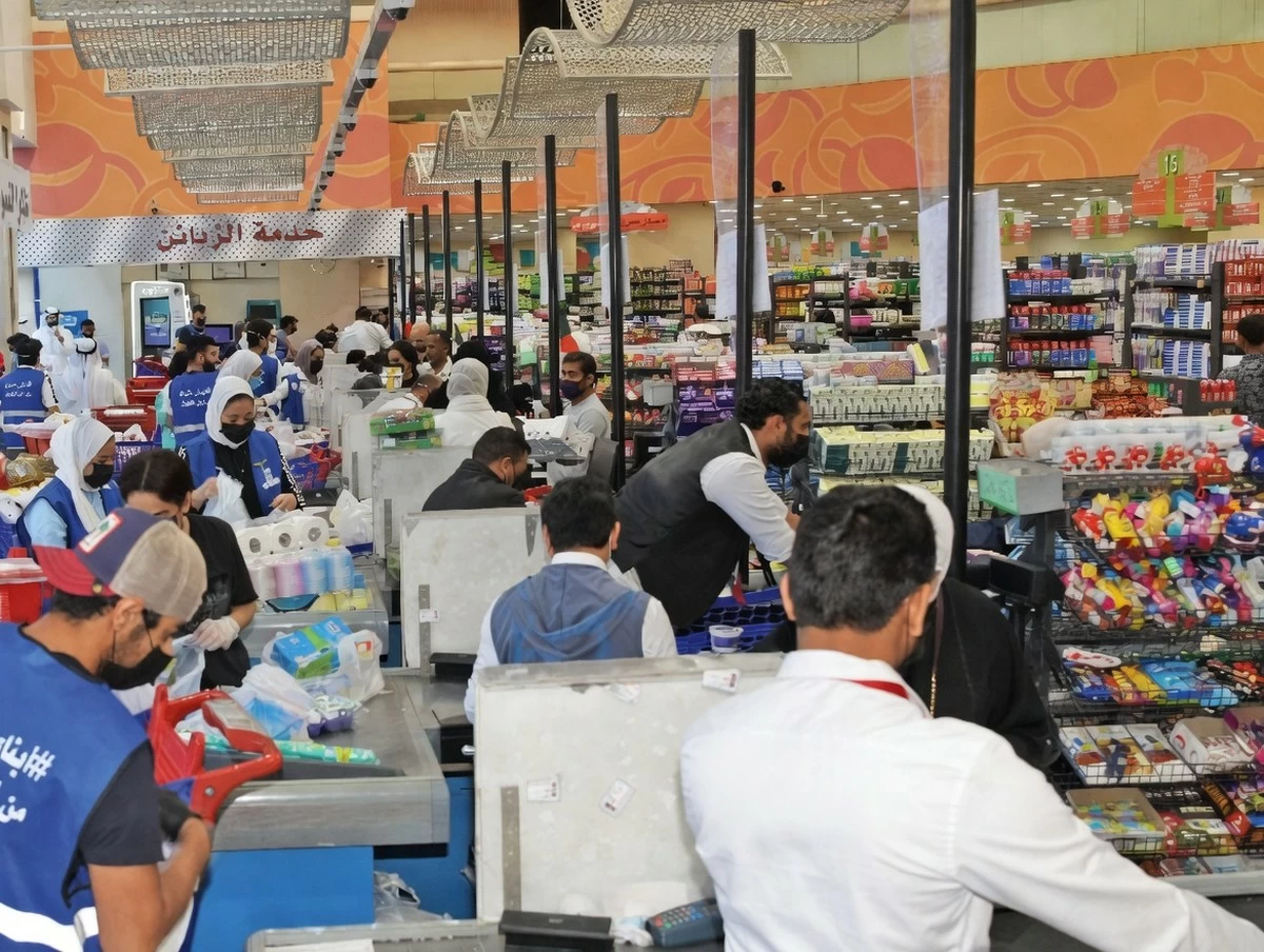 Now, Co-Operative Workers&rsquo; Degrees to Be Verified, Employees Failing Scrutiny to Lose Jobs