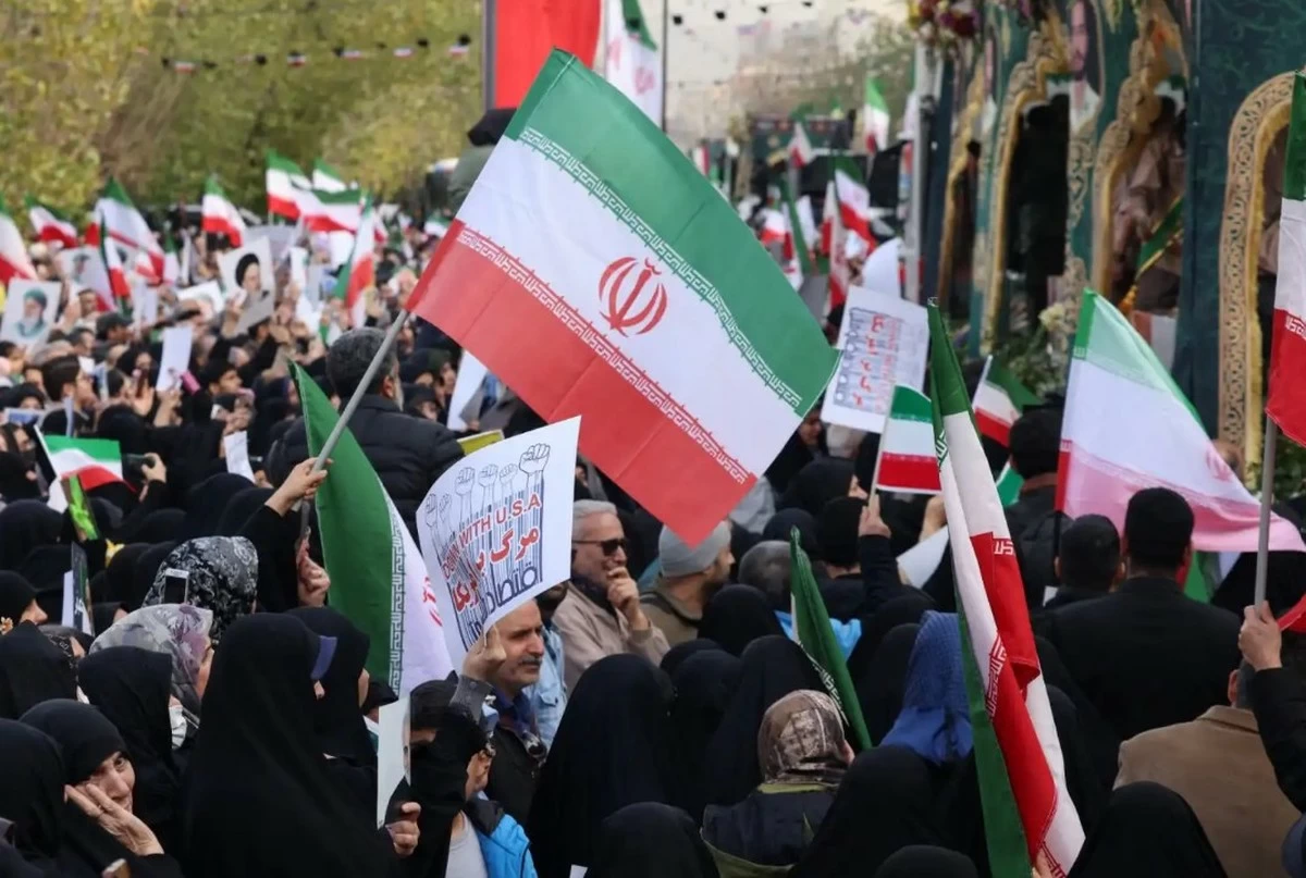 Iran Removes Ultra-Hardline Groups From Pro-Government Rallies as US Negotiations Progress
