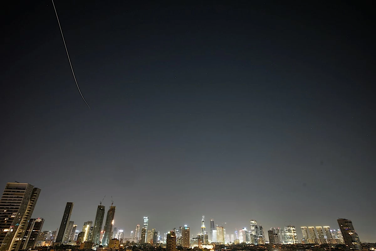 Iran Targets US Bases in Bahrain, Kuwait and Jordan; Nearly All Projectiles Downed