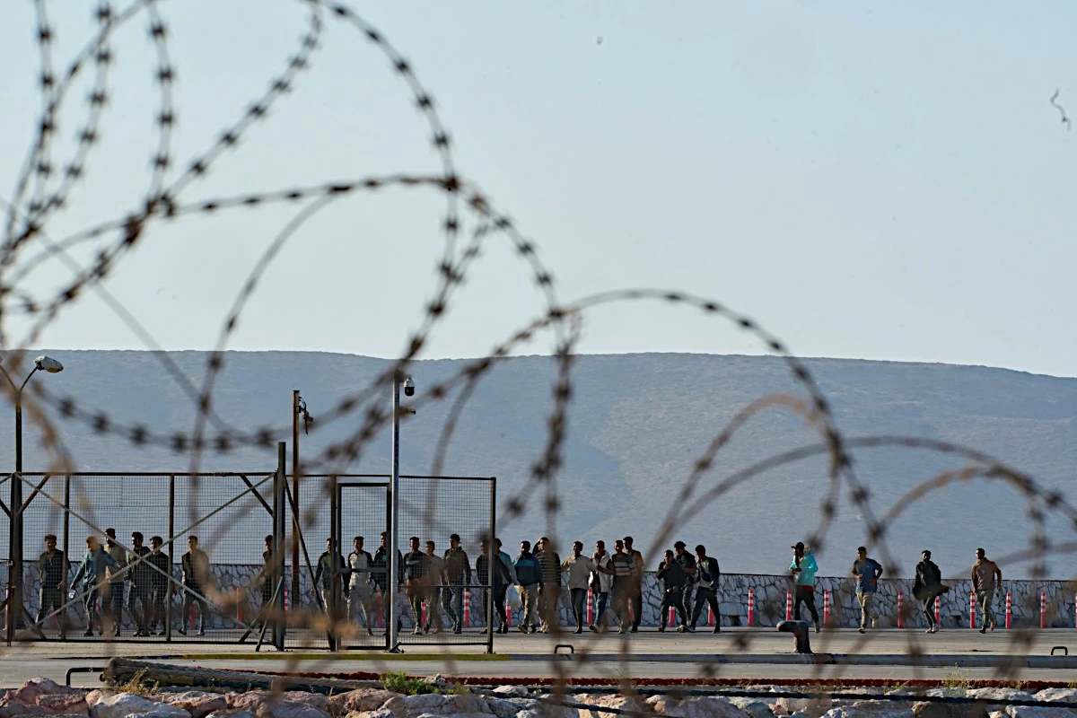 What to Know About the EU&rsquo;s New Migration and Asylum Rules as They Take Effect