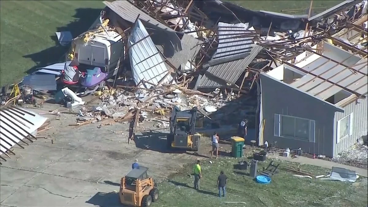Tornadoes in Illinois and Indiana leave residents grappling with damage