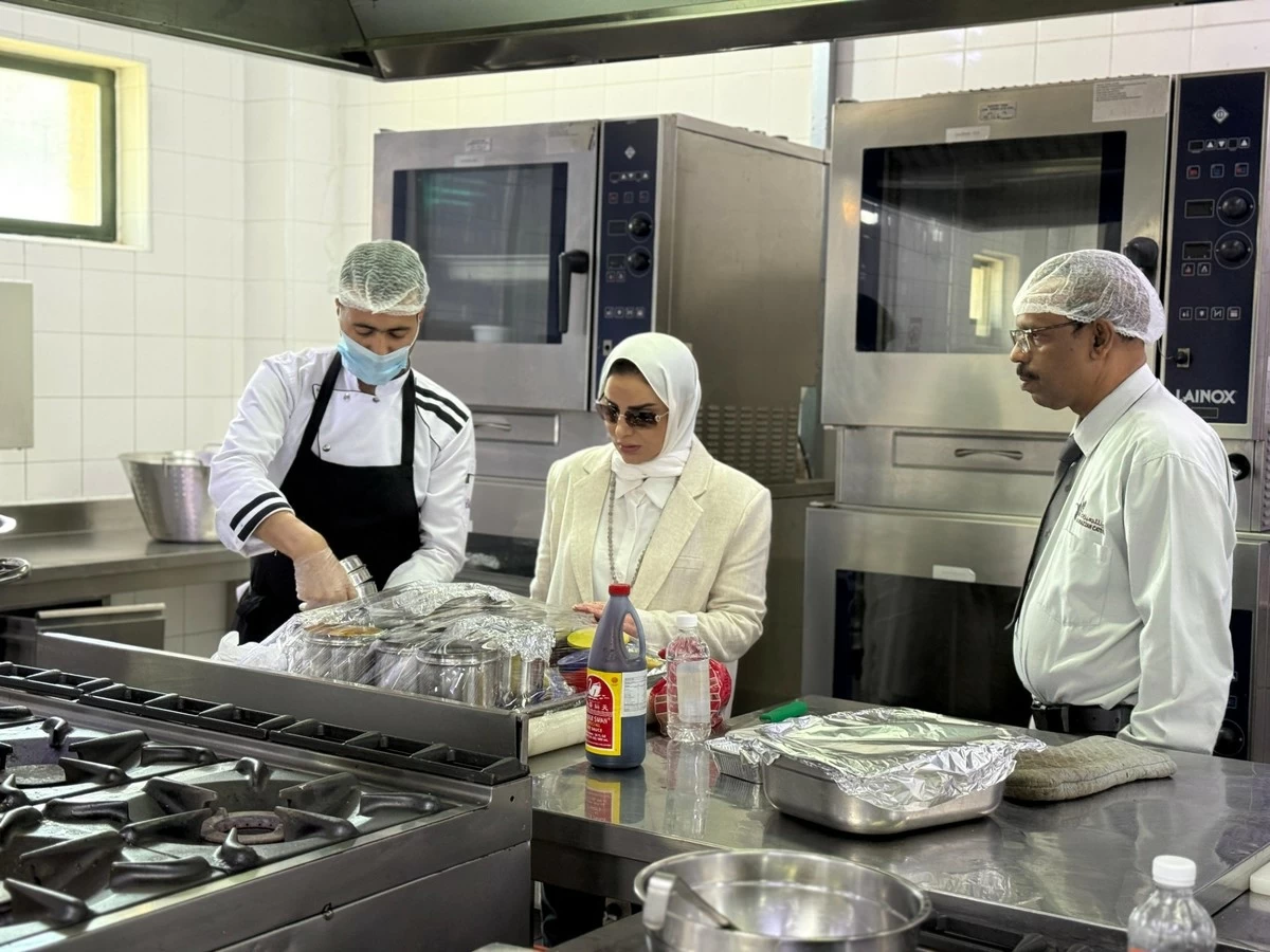 Kuwait Minister Orders Probe After Inspection of Kitchen, Laundry and Cleanliness at Care Center