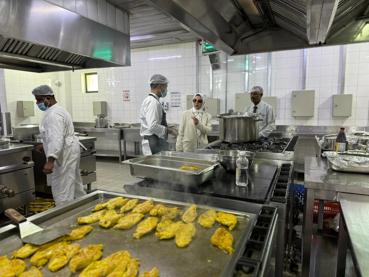 Kuwait Minister Orders Probe After Inspection of Kitchen, Laundry and Cleanliness at Care Center