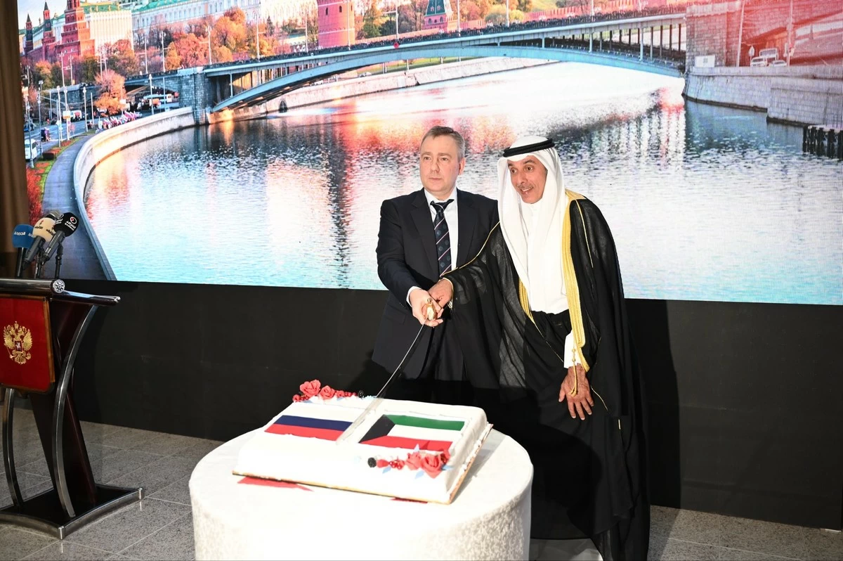 Russia signals strong Kuwait bond at National Day event