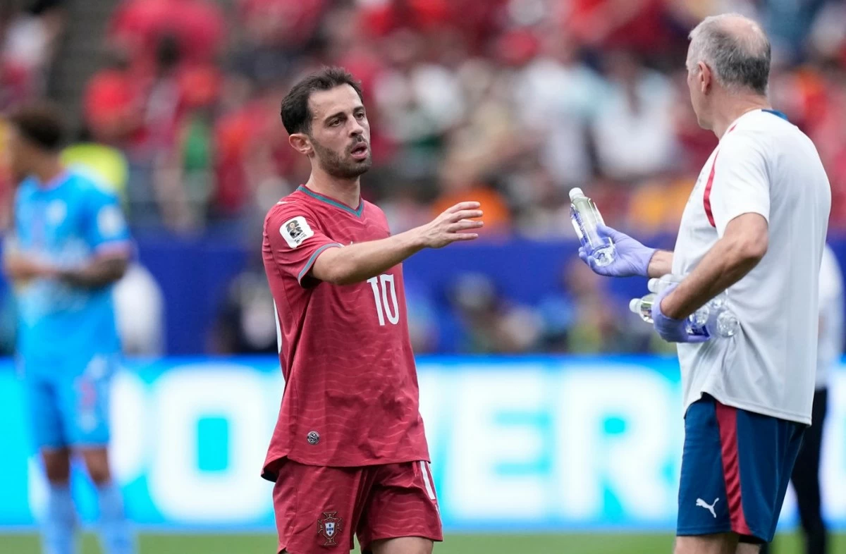 FIFA Hydration Breaks Spark Debate: What Are They and Why Were They Introduced?