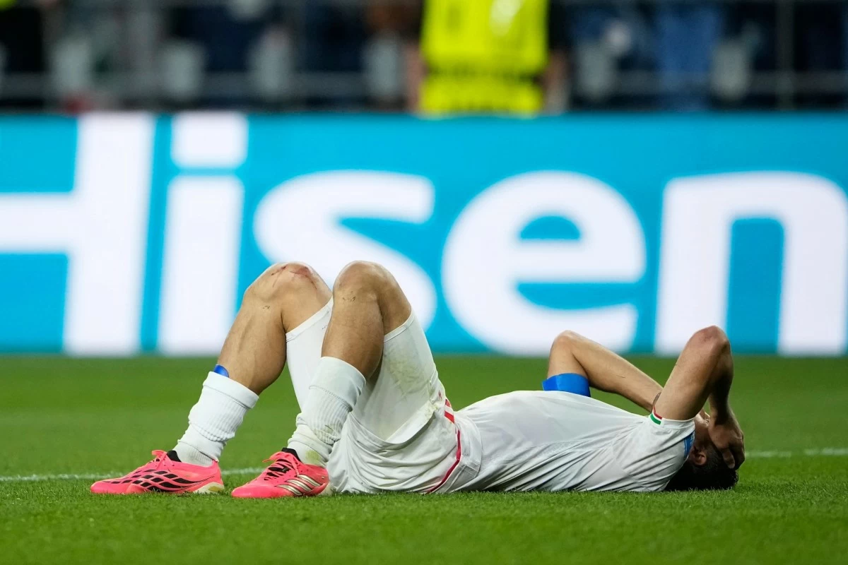 As Iran Players Blame FIFA, Iranians Tell National Team: &lsquo;You Were Eliminated Long Ago&rsquo;