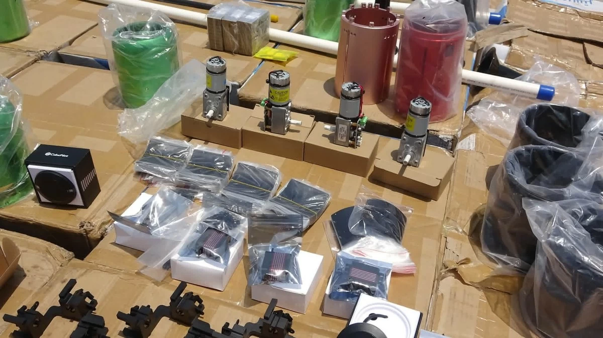 Yemen Govt Forces Seize Drone-Making Equipment En Route to Iran-Backed Houthis Near Bab al-Mandab