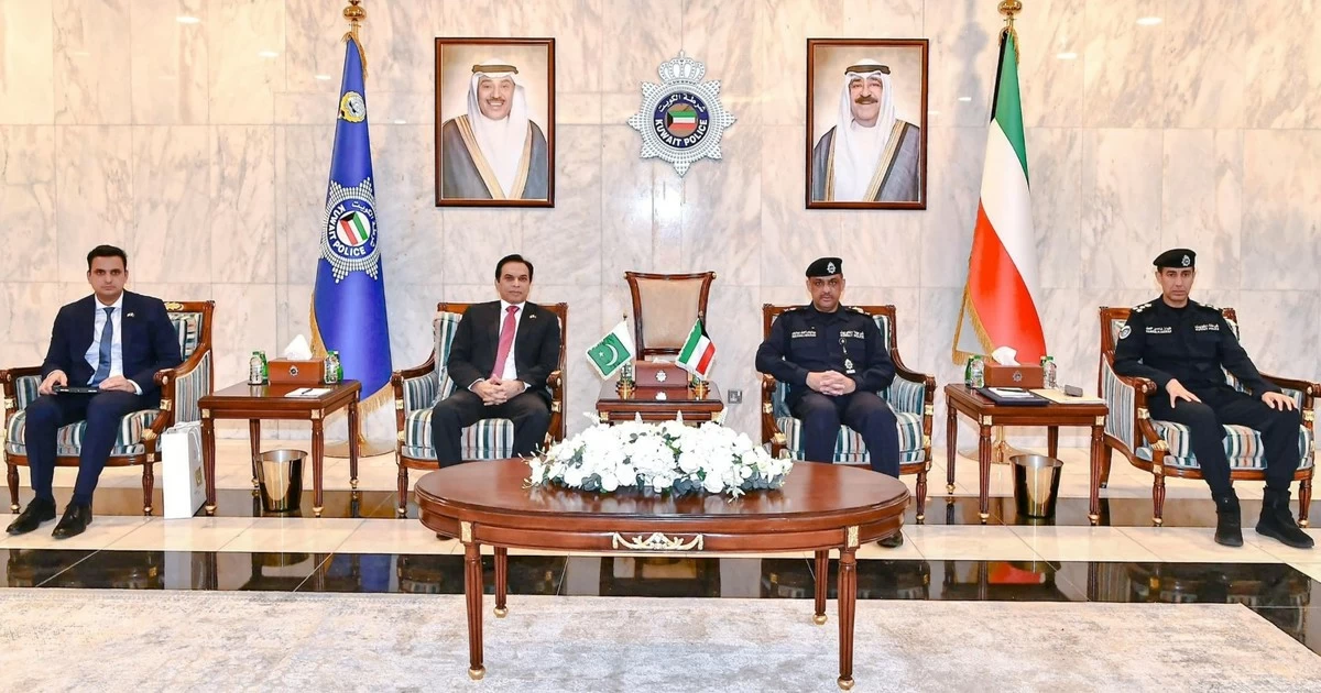 Kuwait Interior Ministry, Pakistan Envoy Review Security Ties and Community Issues