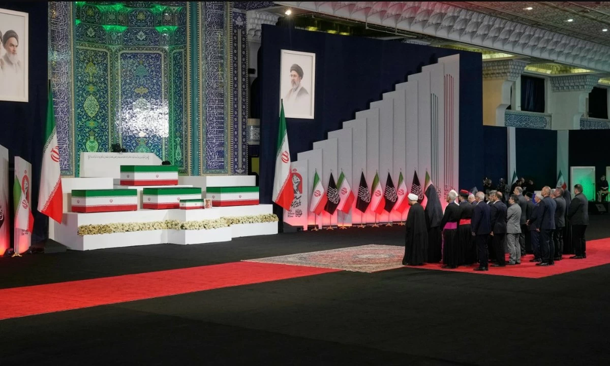 Top Clerics to Lead Khamenei Funeral Prayers as Mojtaba Stays Away