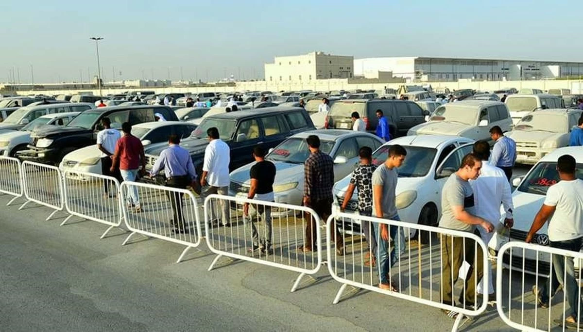 Streamlined services at cars auction souk