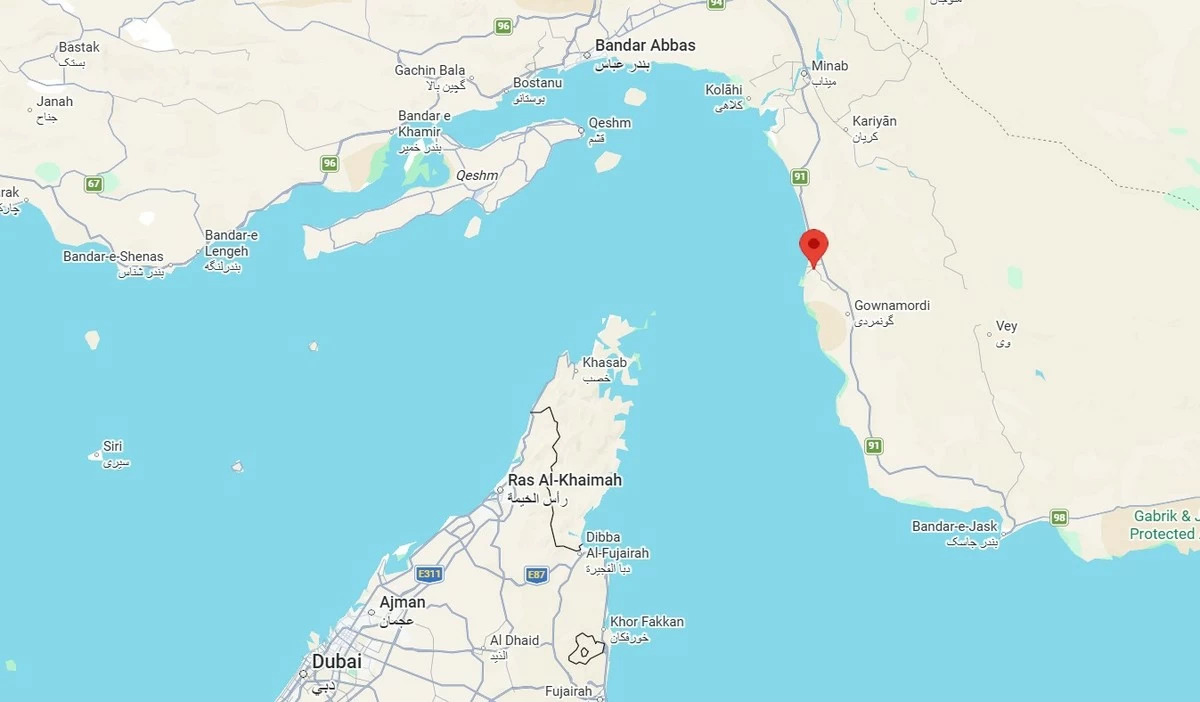 Explosions Reported in Southern Iran Hours After US Warning Over Hormuz Attacks