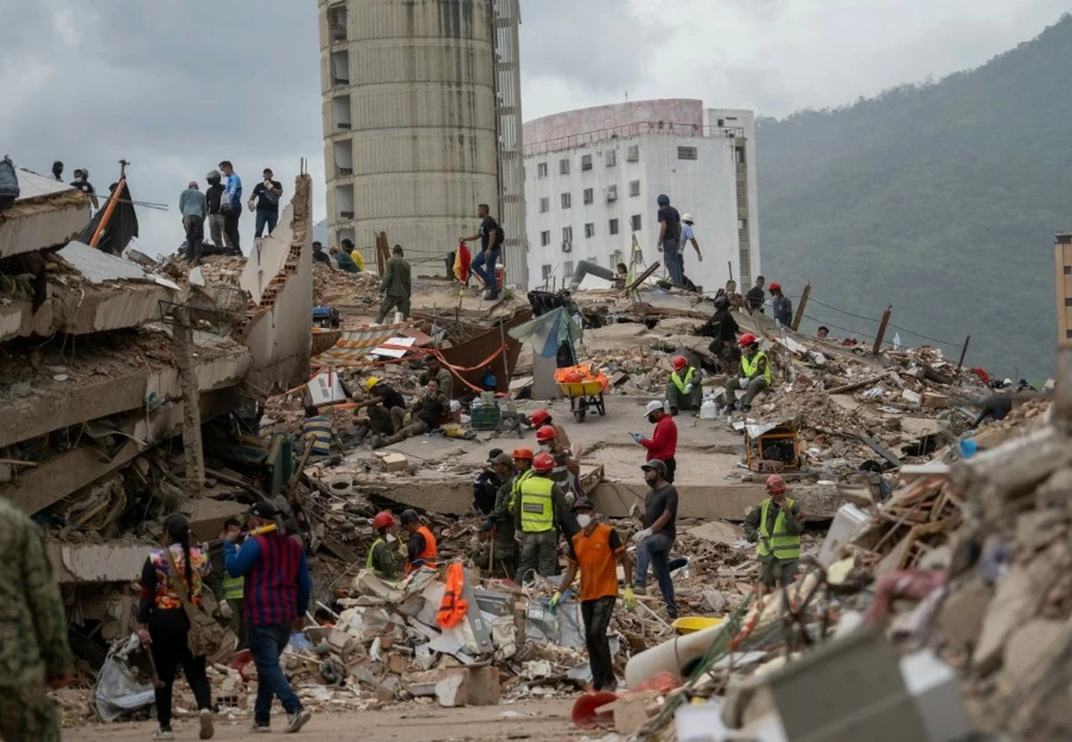 Venezuela Earthquake Death Toll Rises to 3,685 as Thousands Remain Displaced
