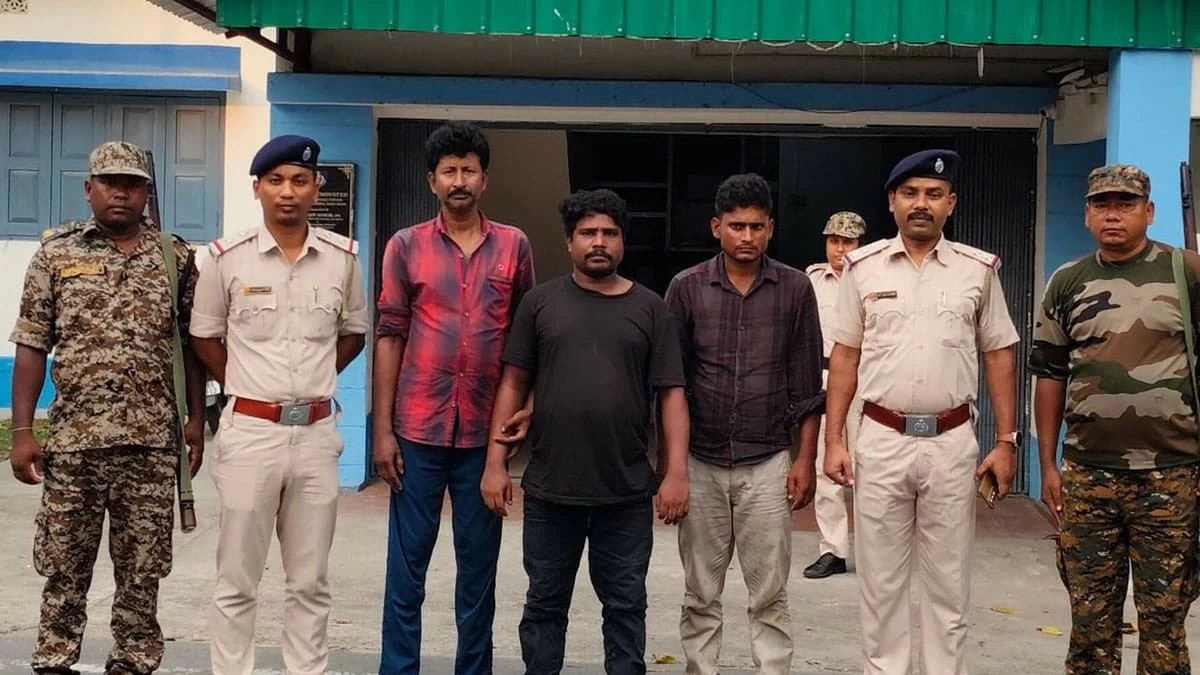 Wrongly Deported as Bangladeshis, Four Indian Muslims Return Home After 13 Months