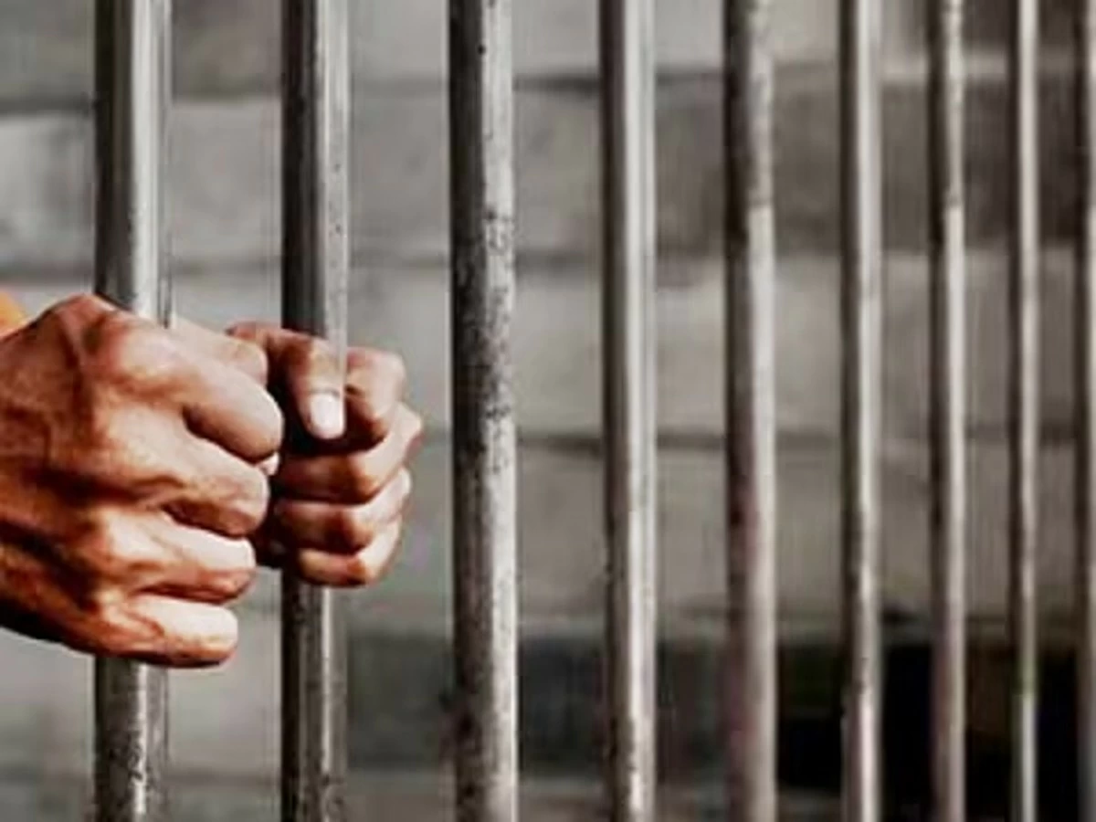 Kuwait Court Sentences Kuwaiti to Three Years for Supporting Hezbollah, Houthis