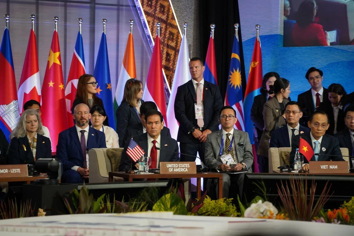 Rubio says no nation can restrict navigation in international waterways