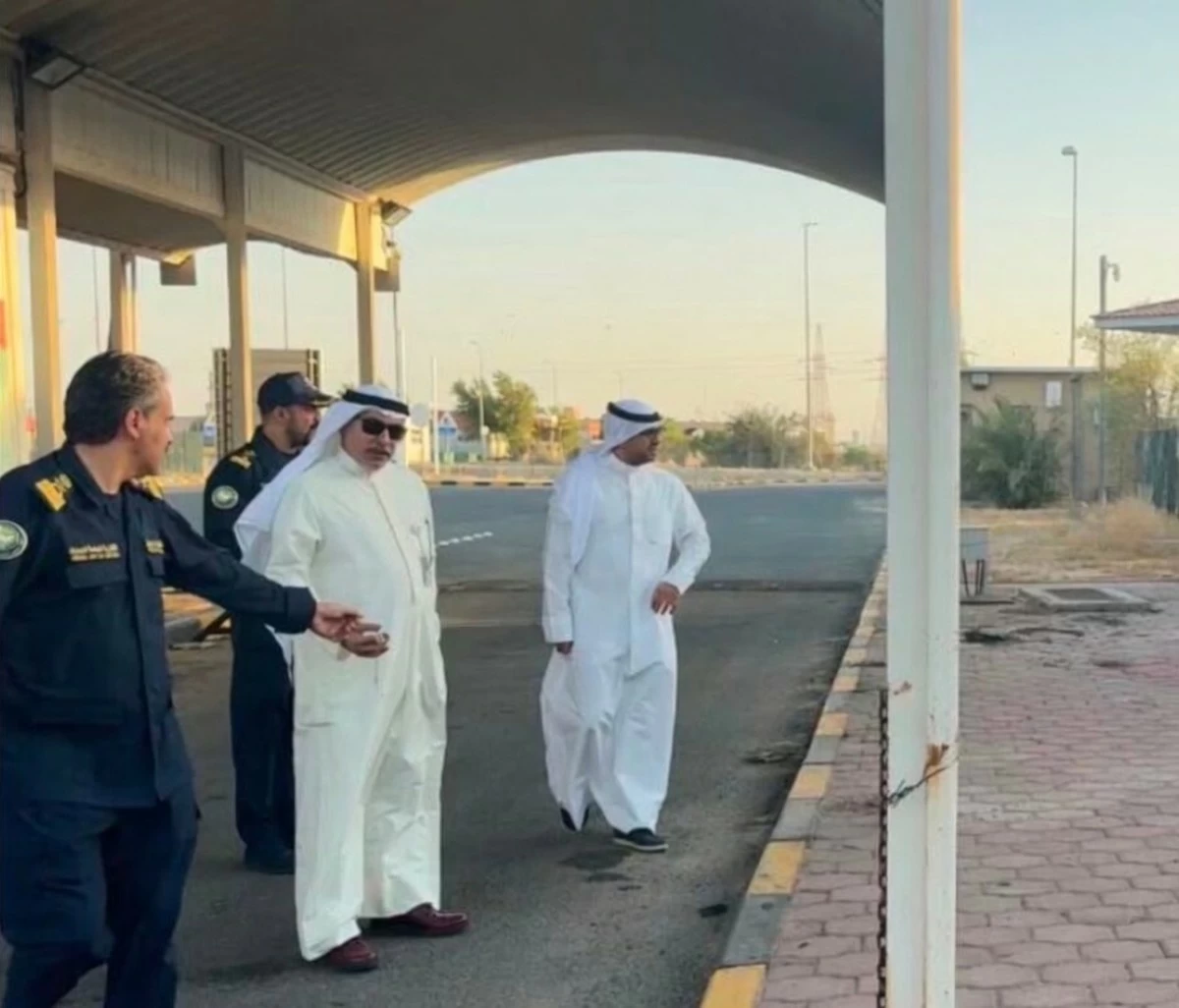 Customs Chief Inspects Abdali Border Crossing After Drone Attack