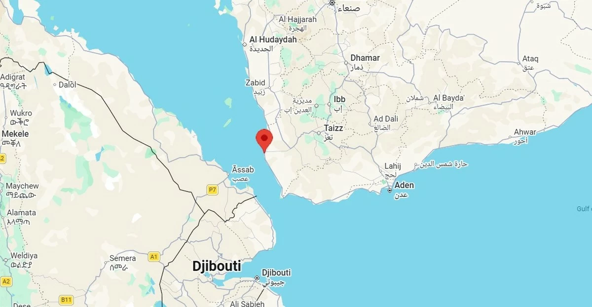 Seven killed, 30 wounded in Houthi missile and drone attack on Yemen port