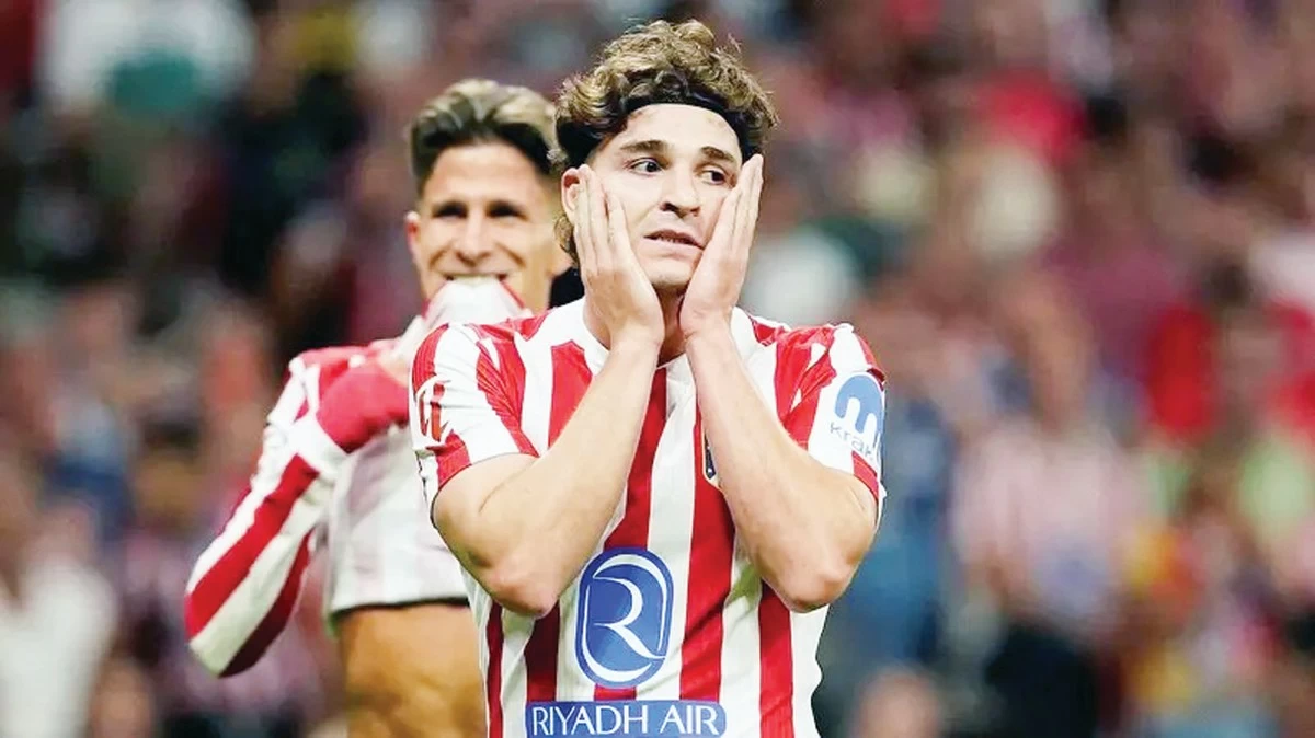 Alvarez furious at Atletico as Barcelona move looms