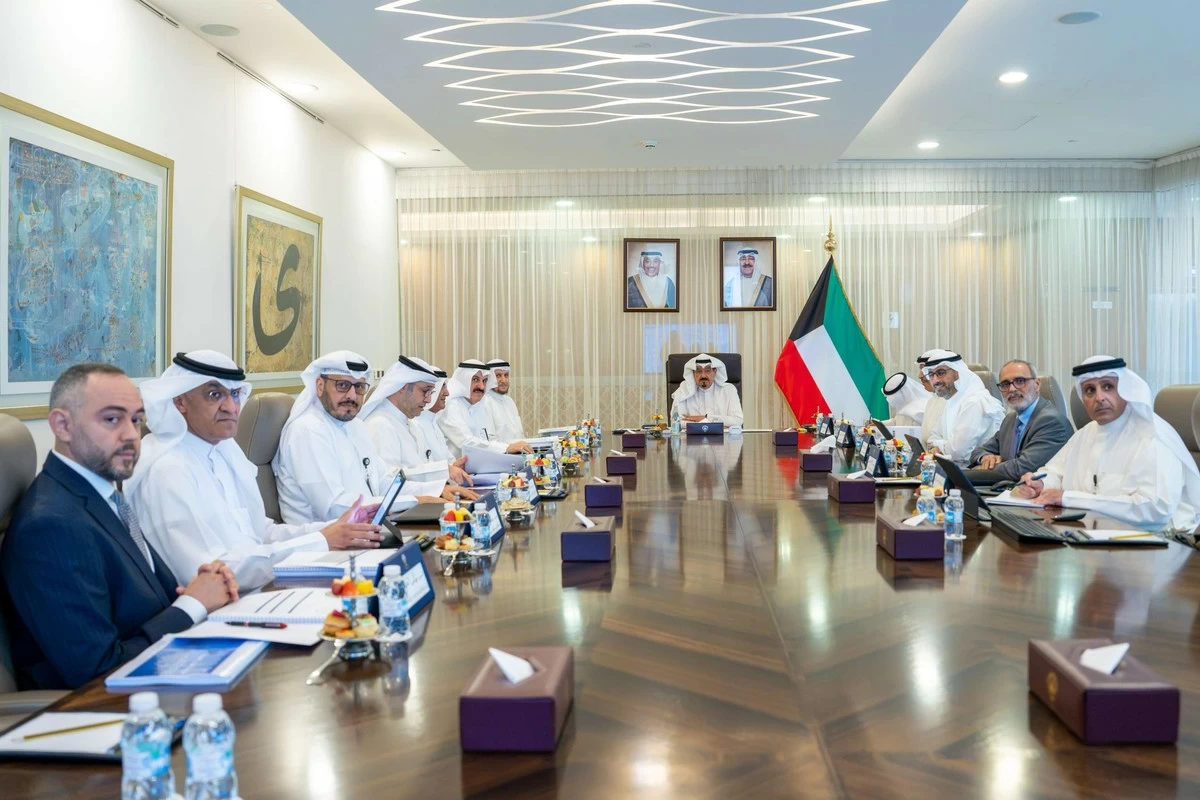 PM reviews key KPC-approved energy projects