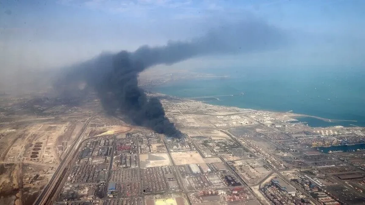 Iran Says More Than 500 Telecom Sites Hit During War as Tehran Rejects US Control of Strait of Hormuz