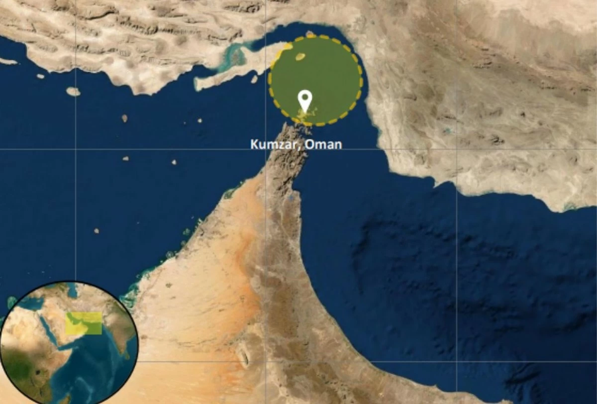 Bulk Carrier Hit by Unknown Projectile in Strait of Hormuz