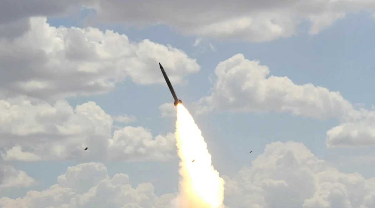 Houthis Fire Two Ballistic Missiles Toward Mocha and Red Sea, Yemeni Army Says