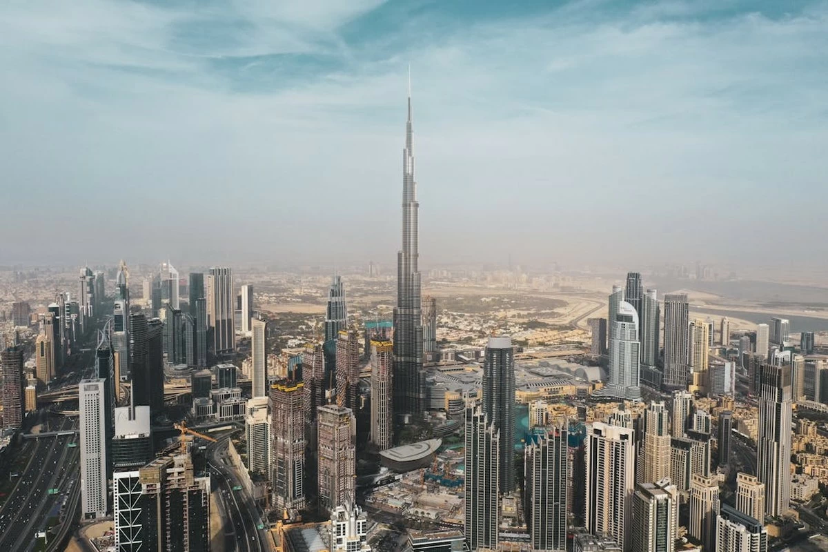 UAE Suspends All Trade and Financial Transactions With Iran