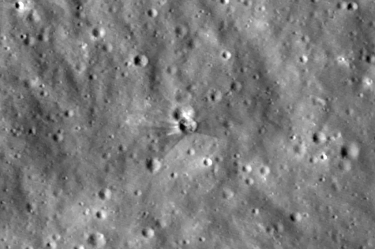 Before-and-after NASA images show crater carved by SpaceX rocket that slammed into moon