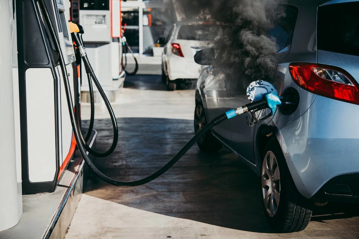 &lsquo;Evil Eye&rsquo; or Mechanical Fault? New Car Goes Up in Smoke at Kuwait Gas Station