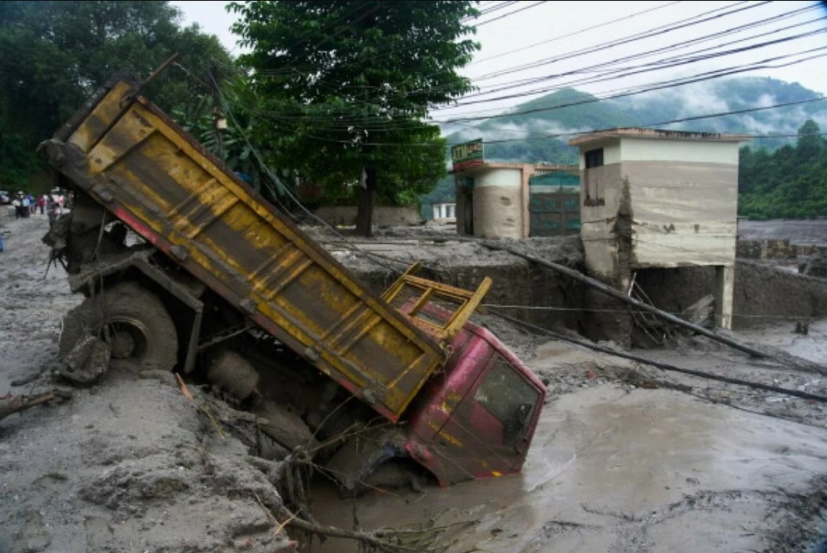Nepal flood death toll rises to 623, more than 1,100 missing