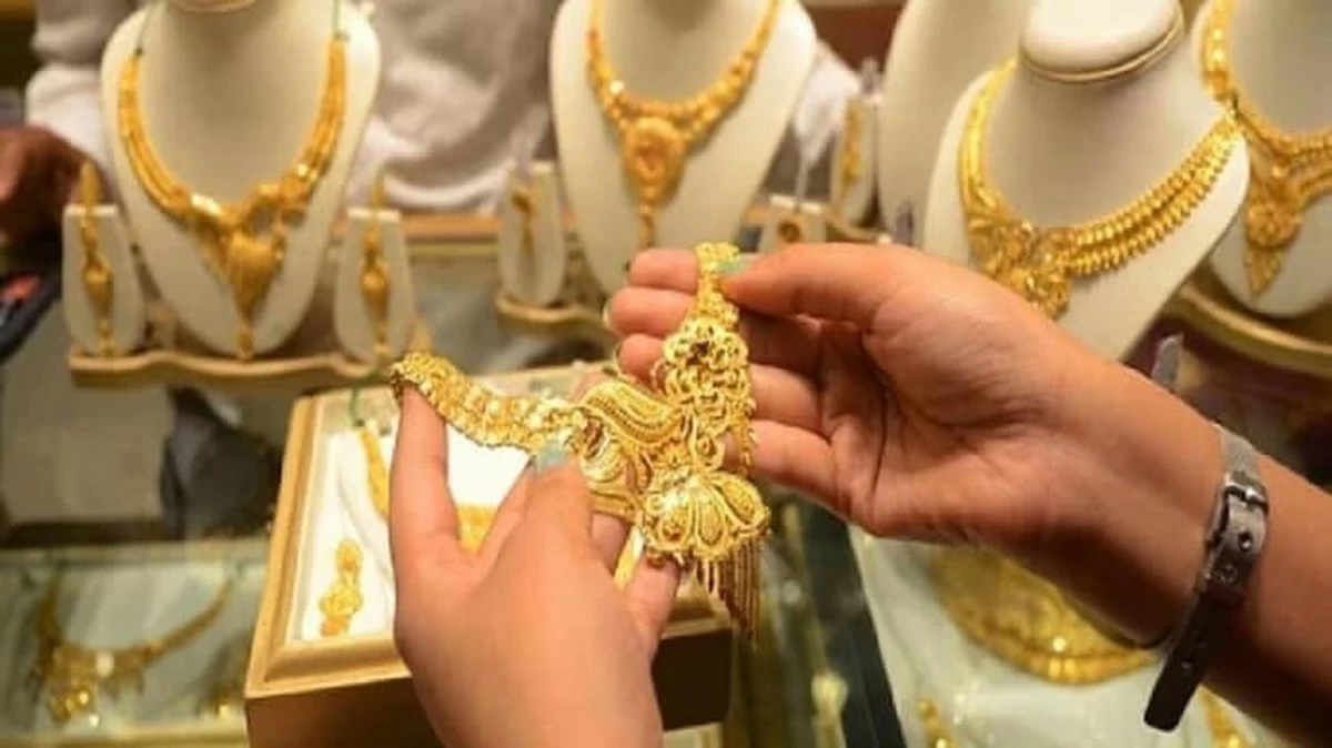 KD 20,000 Gold Jewelry Stolen From Kuwaiti Doctor&rsquo;s Home in Hawally