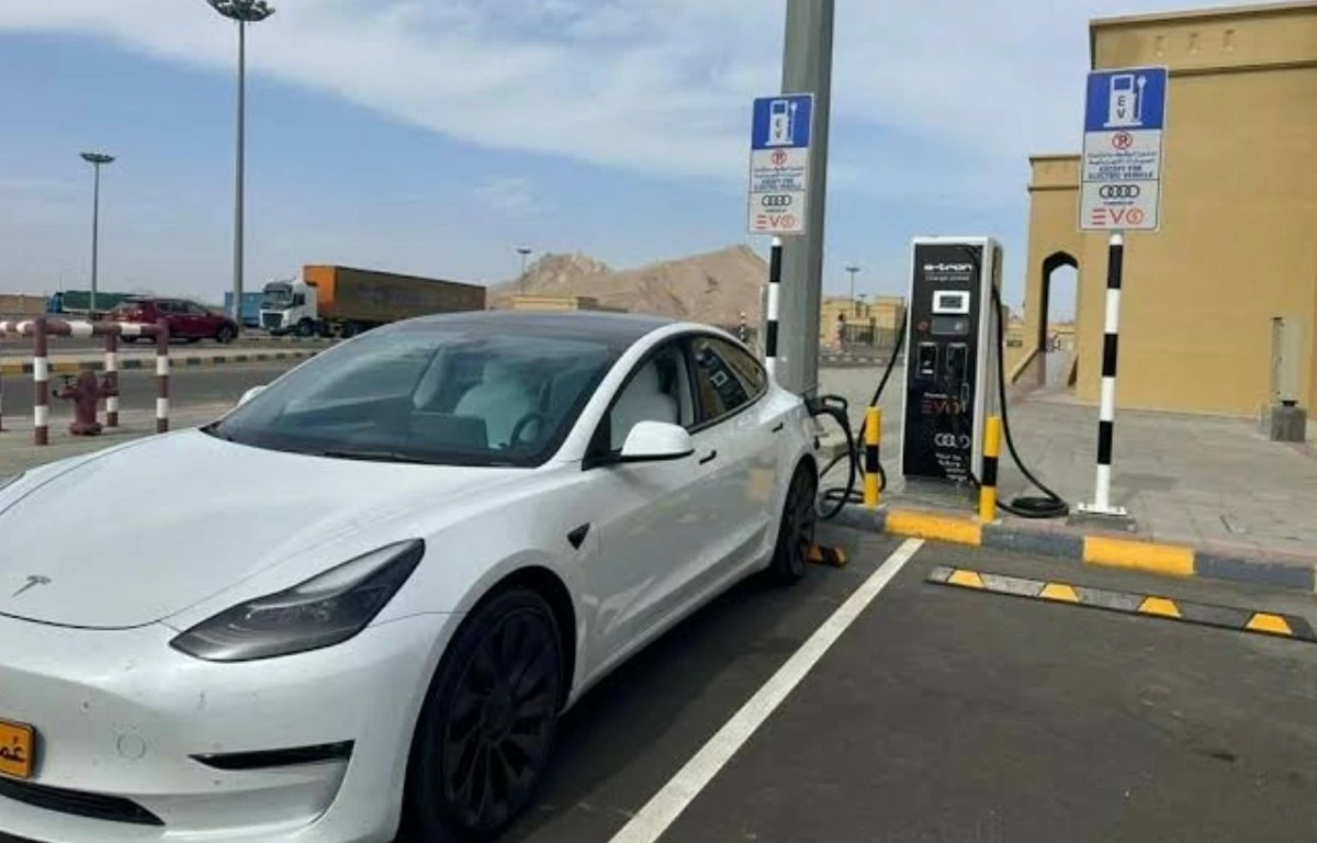 Oman Sets New EV Charging Fees From October 1