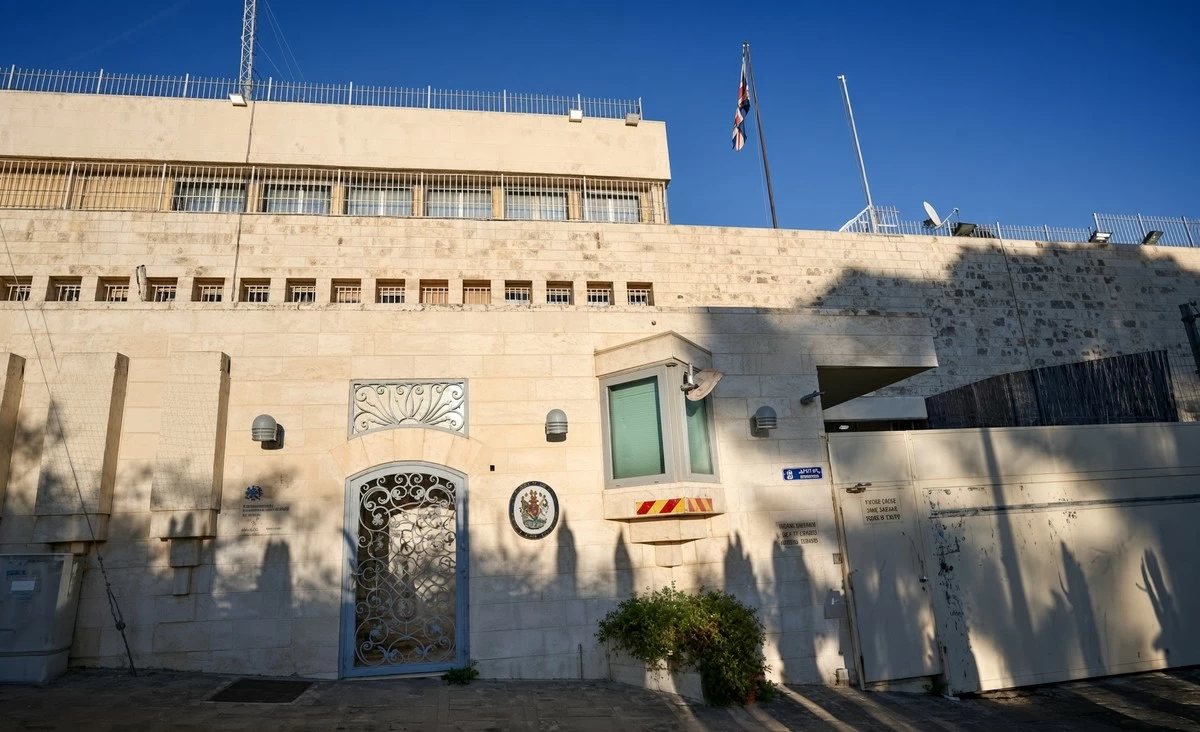 Israel Retaliates Over UK West Bank Sanctions, Orders British Consulate Closure Within 30 Days