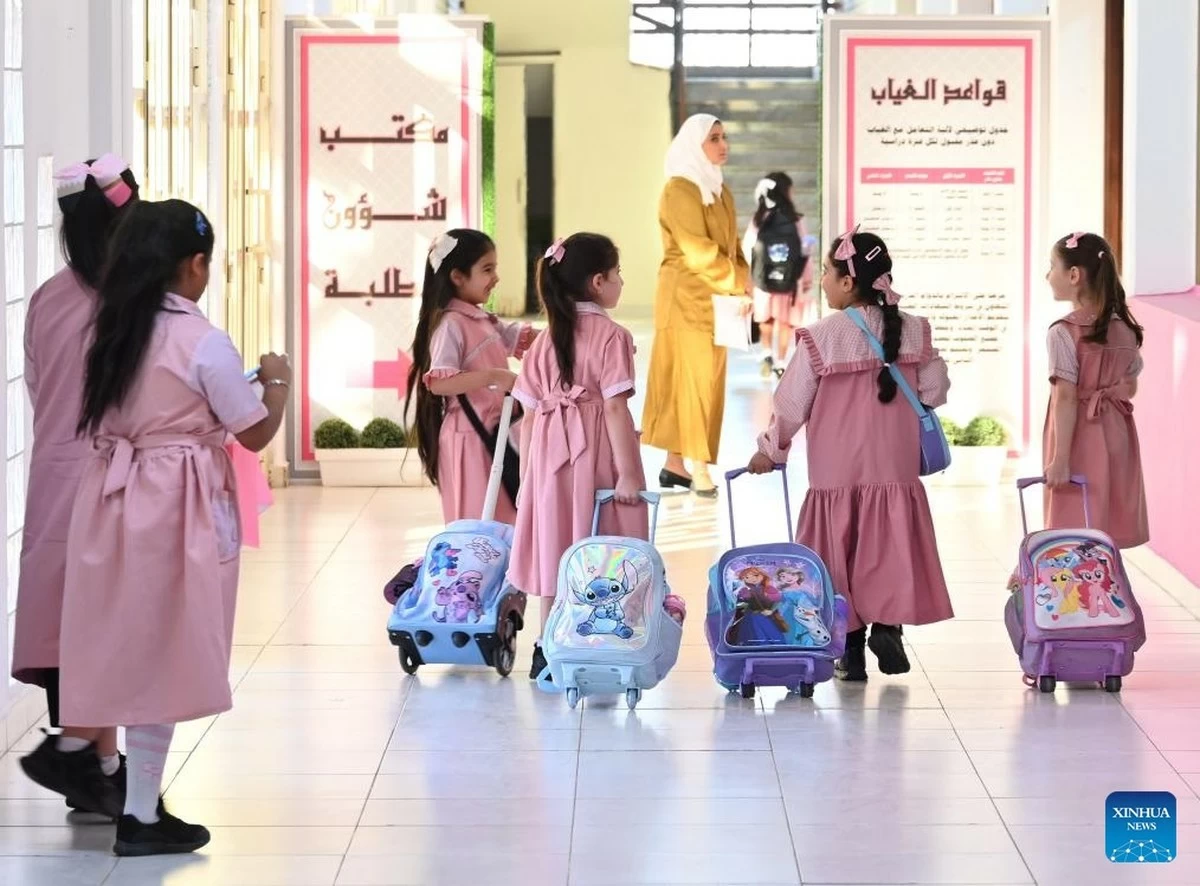Kuwait readies roads as 481,511 students return