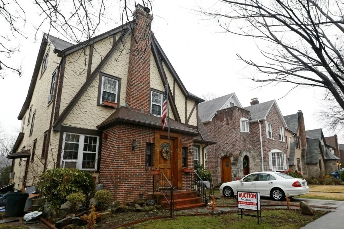 US President Donald Trump&rsquo;s childhood home sells for $2 million