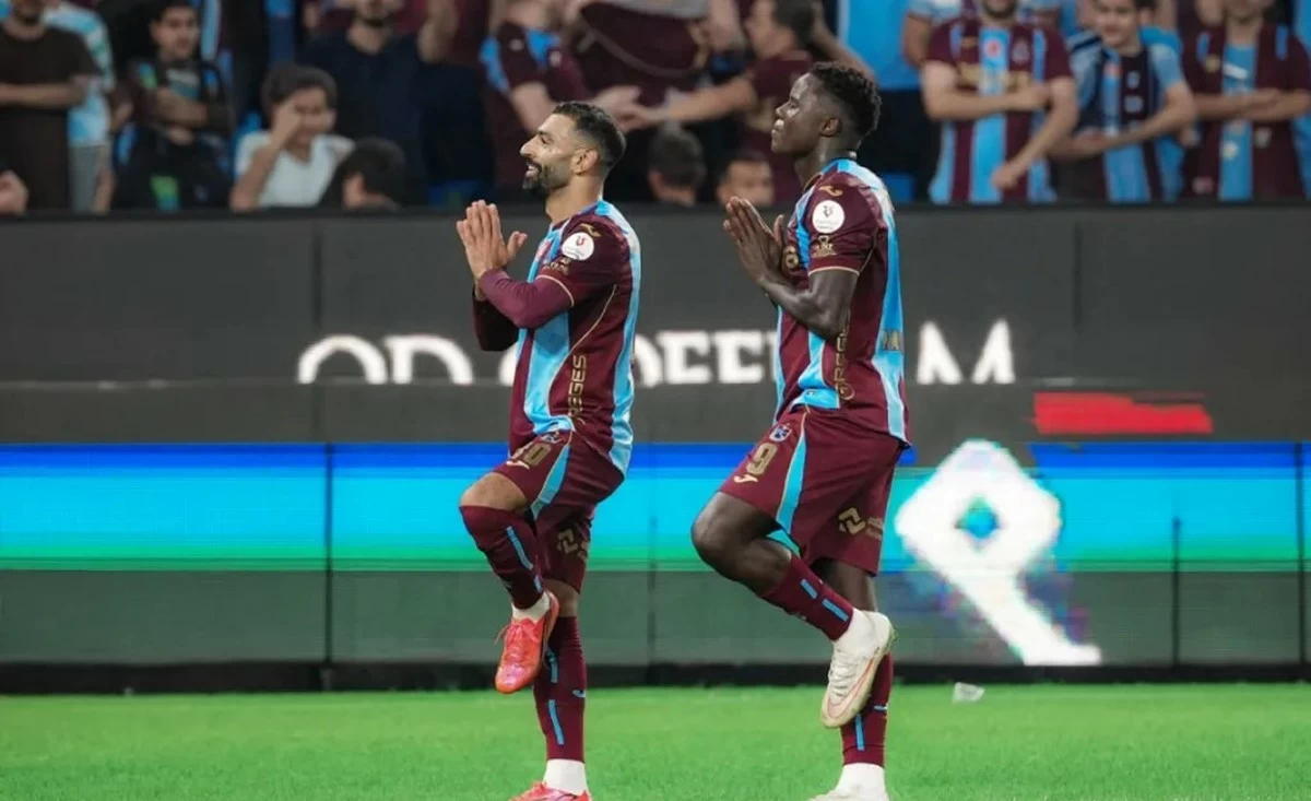 Salah stars with a hat-trick as Trabzonspor crushes Galatasaray 4-0