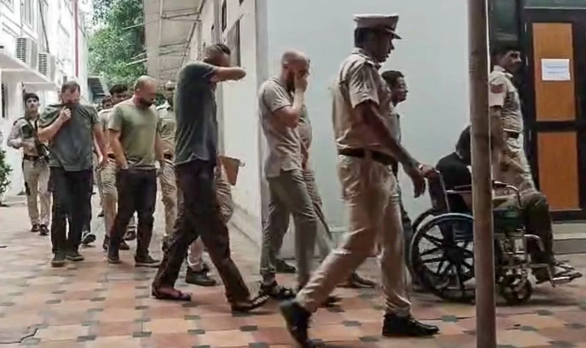 India Drops Anti-Terror Charges Against US National, 6 Ukrainians &mdash; Keeps Terror Probe Open