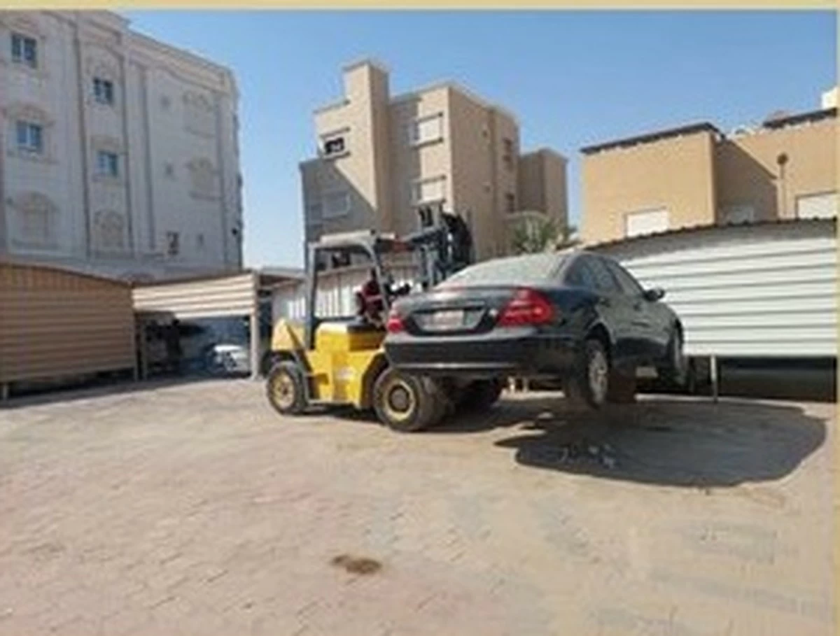 &lsquo;Build, Don&rsquo;t Destroy&rsquo;: Kuwait Municipality Flags 8 Farwaniya Violations