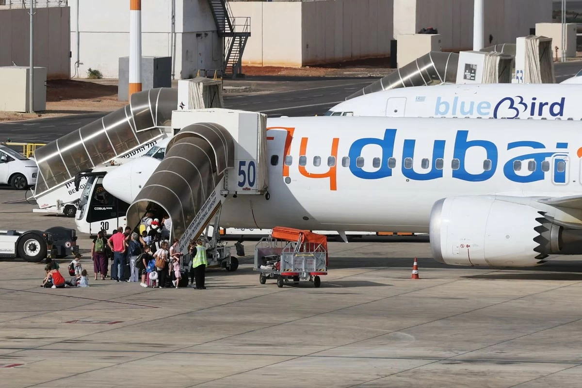 Flydubai Co-Pilot Had Previously Been Removed From Oman Air Role Over Extremism Concerns: CNN